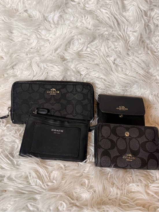 Coach Accessories - Lot of 4 PROJECT Coach Black Signature Canvas Wallet and Card Holder Set
